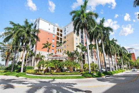 Condo in Sunny Isles Beach, Florida, 2 bedrooms  № 2076672