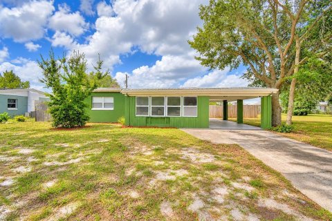 Casa en Frostproof, Florida 2 dormitorios, 103.4 m2 № 2367383