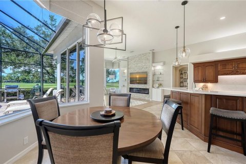 Villa ou maison à vendre à Sarasota, Floride: 4 chambres, 356.09 m2 № 2398984 - photo 18
