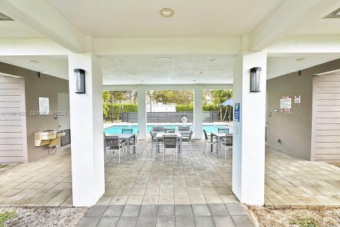 Touwnhouse à louer à Miami, Floride: 3 chambres, 155.89 m2 № 2044212 - photo 13