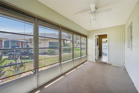 Condo in Sun City Center, Florida, 2 bedrooms  № 1844419 - photo 23