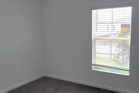 Villa ou maison à louer à Kissimmee, Floride: 3 chambres, 144.46 m2 № 1801802 - photo 4
