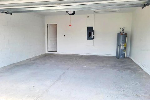 Villa ou maison à louer à Kissimmee, Floride: 3 chambres, 144.46 m2 № 1801802 - photo 9