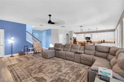 House in Minneola, Florida 4 bedrooms, 266.26 sq.m. № 1911281 - photo 7