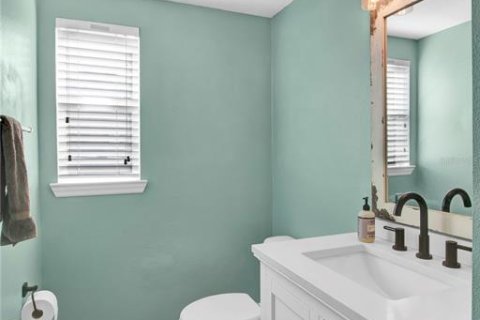 House in Minneola, Florida 4 bedrooms, 266.26 sq.m. № 1911281 - photo 13