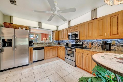 Condo in Bradenton, Florida, 3 bedrooms  № 1844304 - photo 6