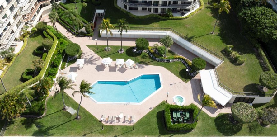 Condo in Palm Beach, Florida, 2 bedrooms № 2190883