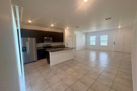 Villa ou maison à louer à Ocala, Floride: 4 chambres, 146.79 m2 № 2302222 - photo 4