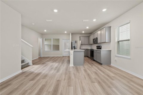 Villa ou maison à vendre à Orlando, Floride: 3 chambres, 177.26 m2 № 2429126 - photo 5