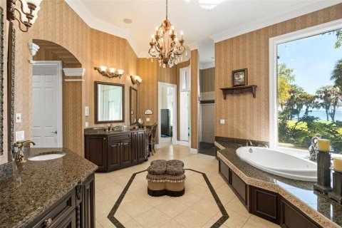 House in Leesburg, Florida 5 bedrooms, 793.57 sq.m. № 1122721 - photo 29