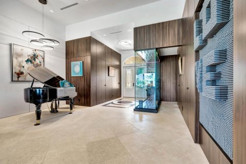 House in Jupiter, Florida 5 bedrooms, 325.16 sq.m. № 2180209 - photo 7