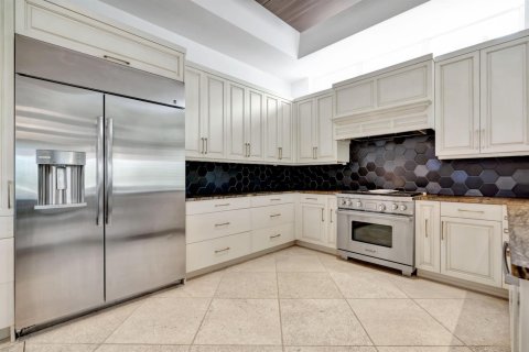 House in Jupiter, Florida 5 bedrooms, 325.16 sq.m. № 2180209 - photo 20