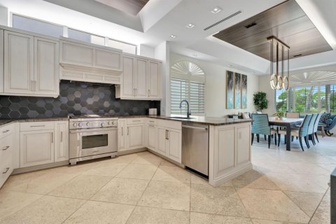 House in Jupiter, Florida 5 bedrooms, 325.16 sq.m. № 2180209 - photo 19