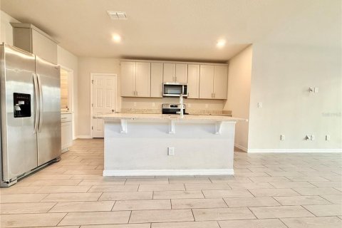 Villa ou maison à vendre à Davenport, Floride: 4 chambres, 201.32 m2 № 2399366 - photo 6