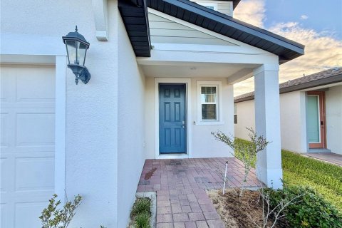 Villa ou maison à vendre à Davenport, Floride: 4 chambres, 201.32 m2 № 2399366 - photo 3