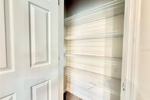 Villa ou maison à vendre à Davenport, Floride: 4 chambres, 201.32 m2 № 2399366 - photo 10
