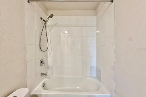 Villa ou maison à vendre à Davenport, Floride: 4 chambres, 201.32 m2 № 2399366 - photo 26