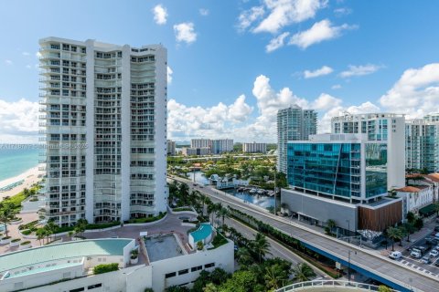 Condominio en venta en Sunny Isles Beach, Florida, 2 dormitorios, 117.61 m2 № 1864064 - foto 26