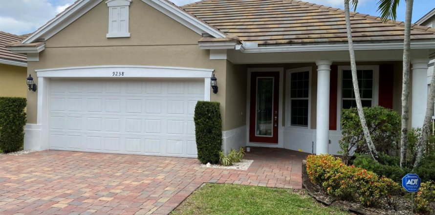 Casa en Wellington, Florida 4 dormitorios, 212 m2 № 2087813
