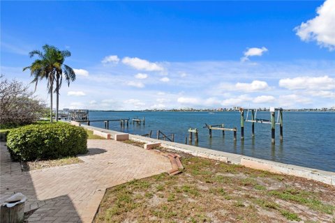 Villa ou maison à vendre à Clearwater, Floride: 3 chambres, 220.55 m2 № 1912068 - photo 3