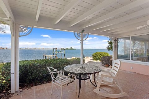 Villa ou maison à vendre à Clearwater, Floride: 3 chambres, 220.55 m2 № 1912068 - photo 15