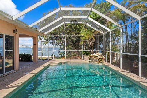 Villa ou maison à vendre à Clearwater, Floride: 3 chambres, 220.55 m2 № 1912068 - photo 5