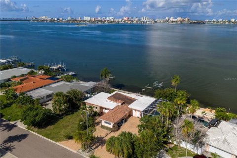 Villa ou maison à vendre à Clearwater, Floride: 3 chambres, 220.55 m2 № 1912068 - photo 8