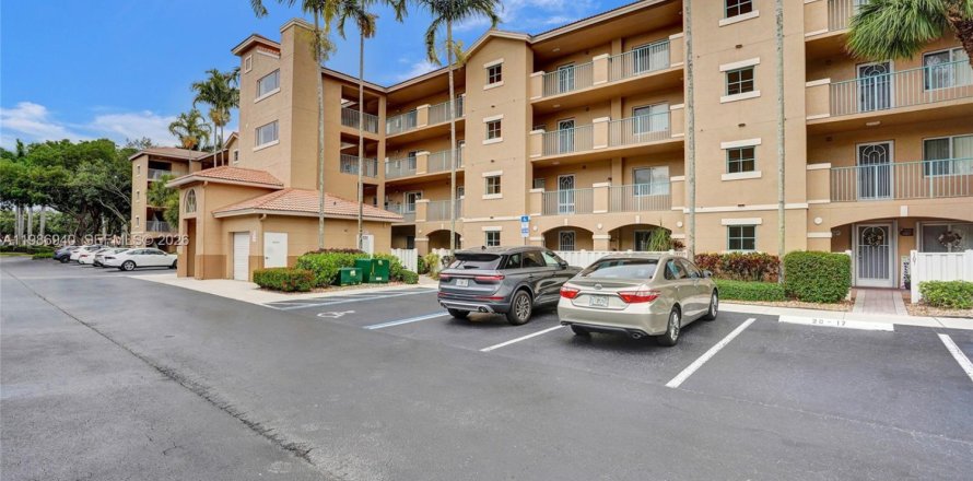 Condo à Boynton Beach, Floride, 3 chambres  № 2044759