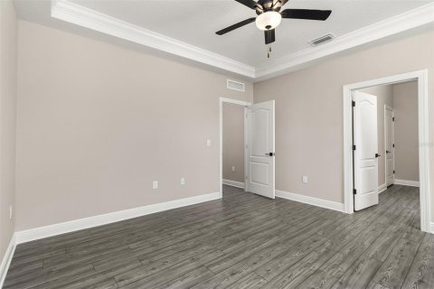 Casa en venta en Kissimmee, Florida, 6 dormitorios, 252.14 m2 № 1908002 - foto 4