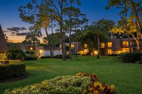 Copropriété à vendre à Sarasota, Floride: 2 chambres, 89.84 m2 № 2383415 - photo 15