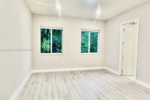 Townhouse in LANDMARK in Doral, Florida 3 bedrooms, 179.49 sq.m. № 2011418 - photo 27