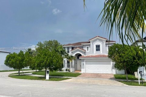 Casa en venta en Homestead, Florida, 4 dormitorios, 226.68 m2 № 1945681 - foto 1