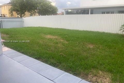 Casa en venta en Homestead, Florida, 4 dormitorios, 226.68 m2 № 1945681 - foto 7