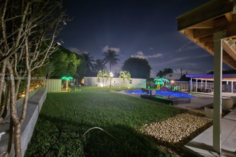 Villa ou maison à vendre à Homestead, Floride: 6 chambres № 1987695 - photo 3