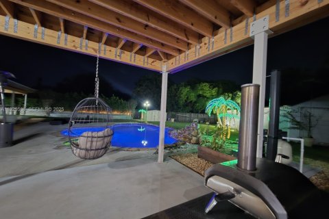 Villa ou maison à vendre à Homestead, Floride: 6 chambres № 1987695 - photo 23