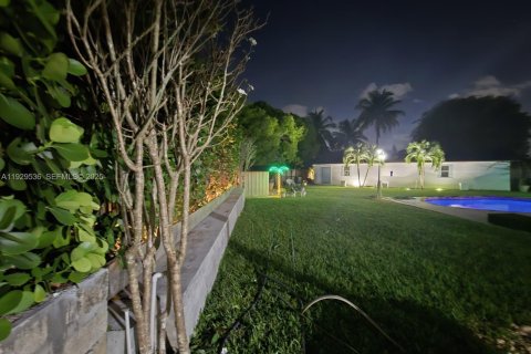 Villa ou maison à vendre à Homestead, Floride: 6 chambres № 1987695 - photo 14