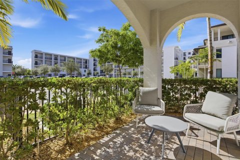 Townhouse in URBANA in Doral, Florida 3 bedrooms, 219.81 sq.m. № 2152725 - photo 23