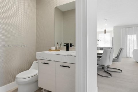 Townhouse in URBANA in Doral, Florida 3 bedrooms, 219.81 sq.m. № 2152725 - photo 21