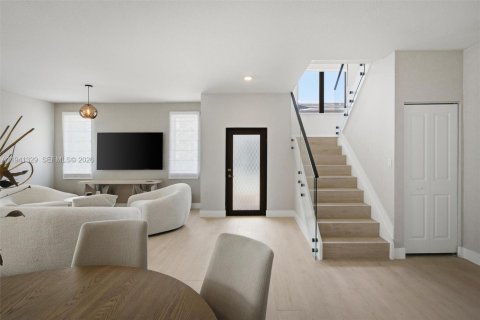 Townhouse in URBANA in Doral, Florida 3 bedrooms, 219.81 sq.m. № 2152725 - photo 14