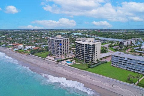 Copropriété à vendre à Tequesta, Floride: 3 chambres, 157.93 m2 № 2146721 - photo 2