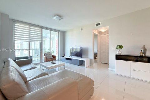 Copropriété à louer à Doral, Floride: 2 chambres, 104.98 m2 № 1986200 - photo 7