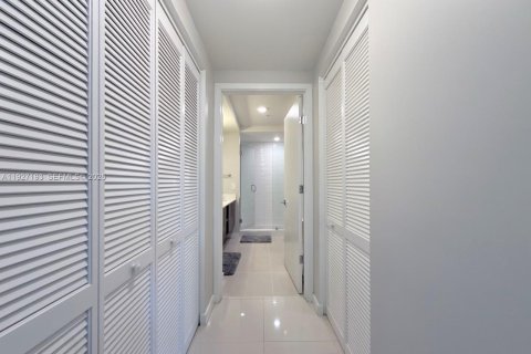 Copropriété à louer à Doral, Floride: 2 chambres, 104.98 m2 № 1986200 - photo 24