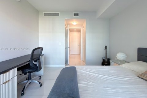 Copropriété à louer à Doral, Floride: 2 chambres, 104.98 m2 № 1986200 - photo 13