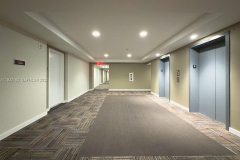 Copropriété à louer à Doral, Floride: 2 chambres, 104.98 m2 № 1986200 - photo 29