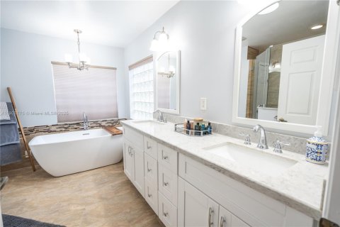 Villa ou maison à vendre à Weston, Floride: 3 chambres, 144.37 m2 № 1964514 - photo 17