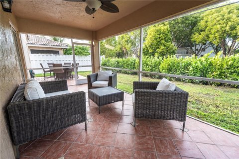 Villa ou maison à vendre à Weston, Floride: 3 chambres, 144.37 m2 № 1964514 - photo 24