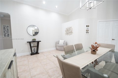 Villa ou maison à vendre à Weston, Floride: 3 chambres, 144.37 m2 № 1964514 - photo 5