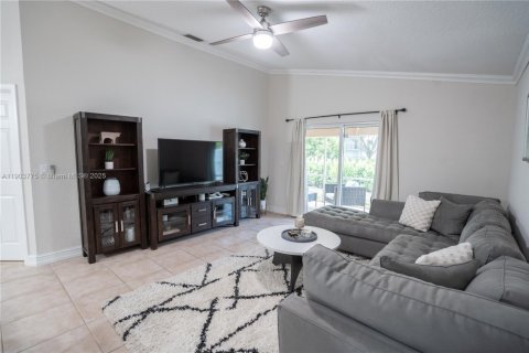 Villa ou maison à vendre à Weston, Floride: 3 chambres, 144.37 m2 № 1964514 - photo 13