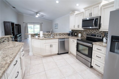 Villa ou maison à vendre à Weston, Floride: 3 chambres, 144.37 m2 № 1964514 - photo 9