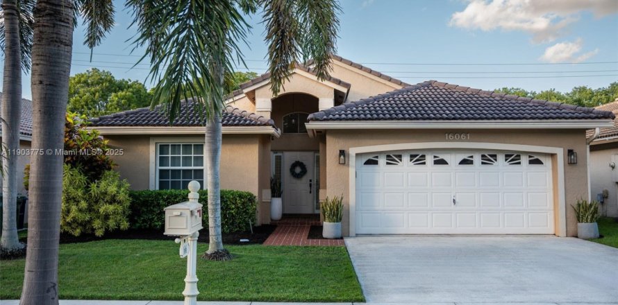 Villa ou maison à Weston, Floride 3 chambres, 144.37 m2 № 1964514